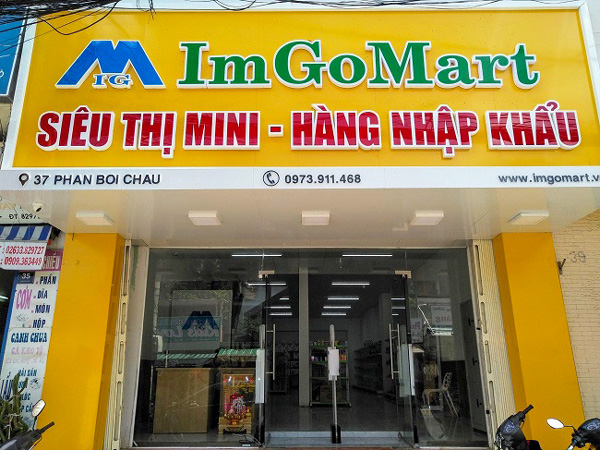 Bảng hiệu alu chữ nổi mica siêu thị mini đẹp