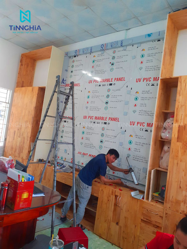 LÀM BẢNG HIỆU NHỰA GIẢ ĐÁ BÌNH DƯƠNG