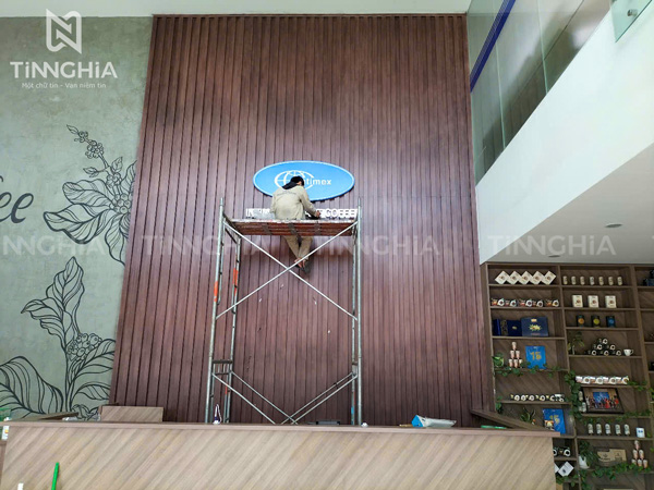 Thi công backdrop, logo công ty khu vực lễ tân đẹp bắt mắt