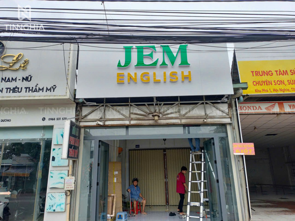 Tín Nghĩa nhận thi công bảng hiệu chữ mica Bàu Bàng cho các doanh nghiệp lớn nhỏ