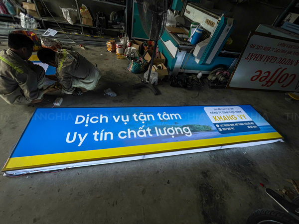 HỘP ĐÈN CĂNG BẠT THUẬN AN