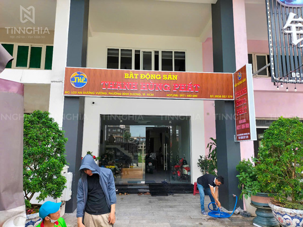Làm bảng hiệu mới công ty ở Bình Dương theo địa chỉ TPHCM
