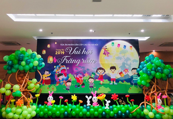 In bạt Trung Thu ở trung tâm thương mại Bình Dương, siêu thị, khu vui chơi