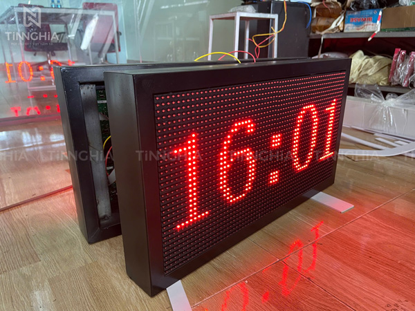 Biển LED điện tử đồng hồ nhảy số 2 mặt gắn nhà xưởng - Liên hệ báo giá