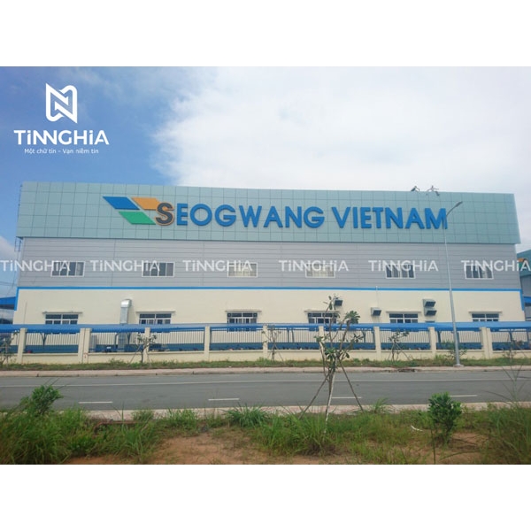 BẢNG ALU CHỮ MICA PHỐI MÀU THEO LOGO THƯƠNG HIỆU
