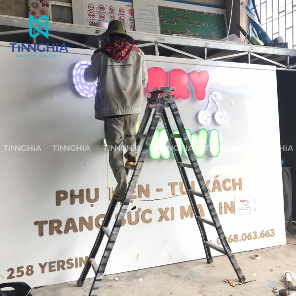 CHỮ NỔI MICA BÌNH DƯƠNG