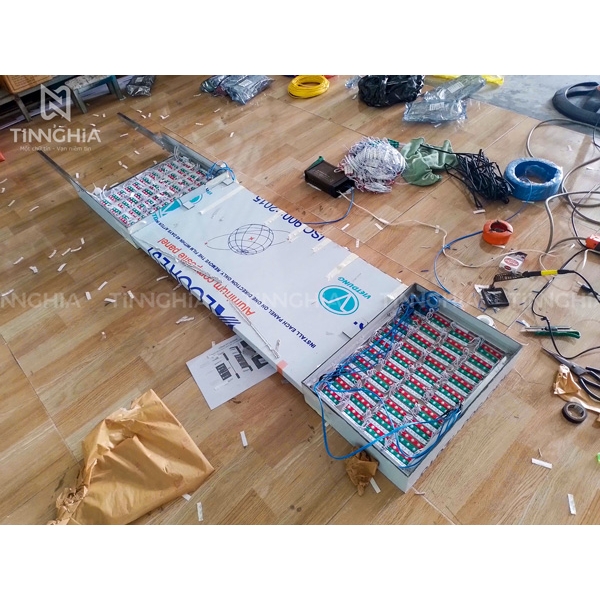 BẢNG ĐÈN LED QUẢNG CÁO DĨ AN