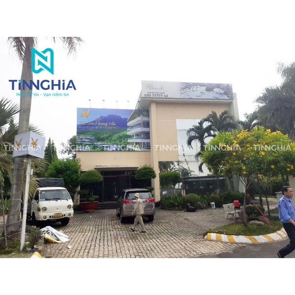 BẢNG HIỆU BẠT HIFLEX DĨ AN
