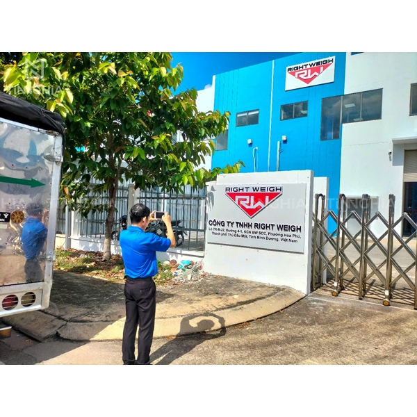 BẢNG HIỆU CÔNG TY BẰNG ALU BÌNH DƯƠNG