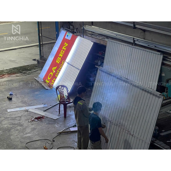 LÀM BẢNG QUẢNG CÁO THUẬN AN