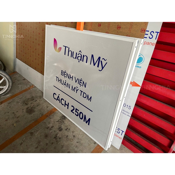 BẢNG HIỆU TÔN BÌNH DƯƠNG
