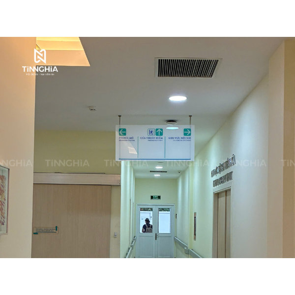 LẮP ĐẶT BẢNG MICA TẠI BỆNH VIỆN COLUMBIA BÌNH DƯƠNG