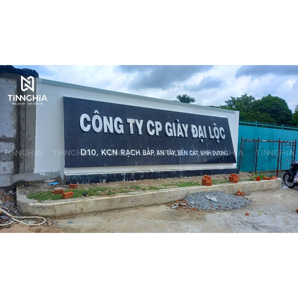 LÀM BẢNG HIỆU INOX BÌNH DƯƠNG