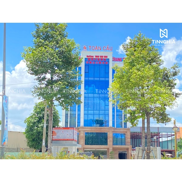 Làm bảng hiệu mica bình dương