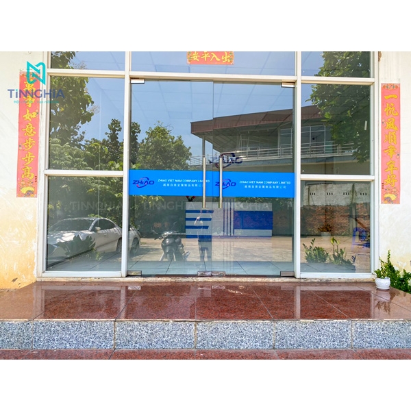 DECAL DÁN KÍNH THỦ DẦU MỘT