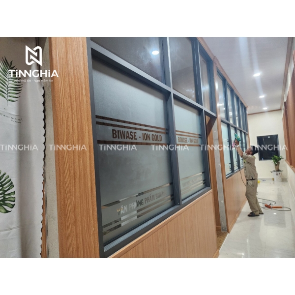 Decal Mờ Dán Kính Bình Dương