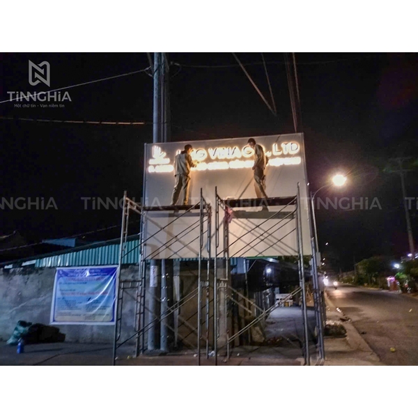 LÀM BIỂN QUẢNG CÁO BÌNH DƯƠNG
