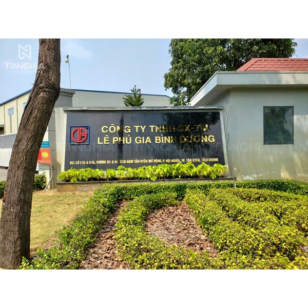 GIA CÔNG CHỮ INOX VÀNG BÌNH DƯƠNG