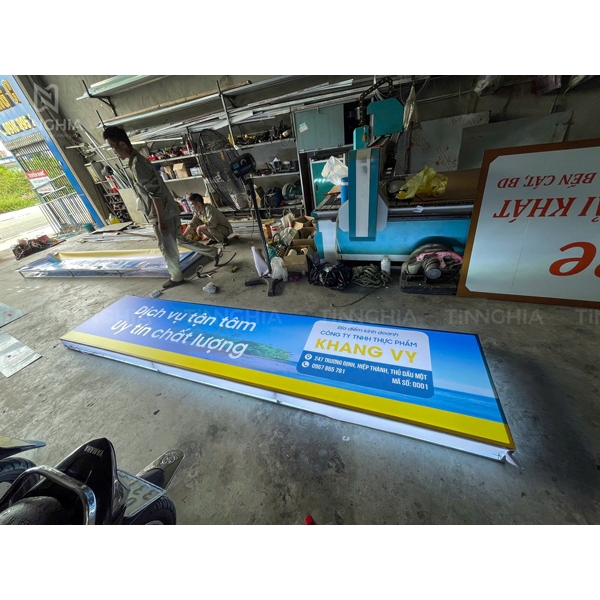 HỘP ĐÈN CĂNG BẠT THUẬN AN