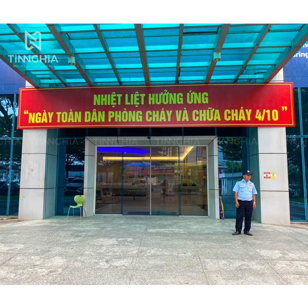 BẢNG HIỆU BẠT HIFLEX DĨ AN