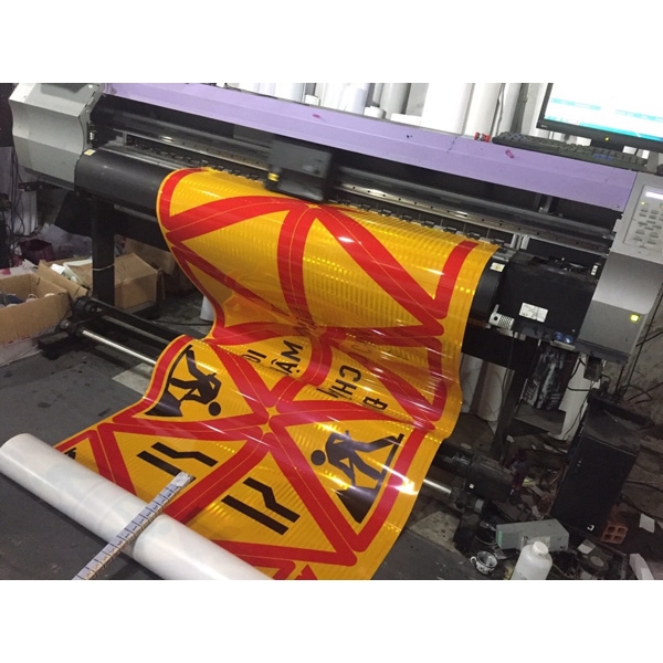 IN DECAL QUẢNG CÁO THỦ DẦU MỘT