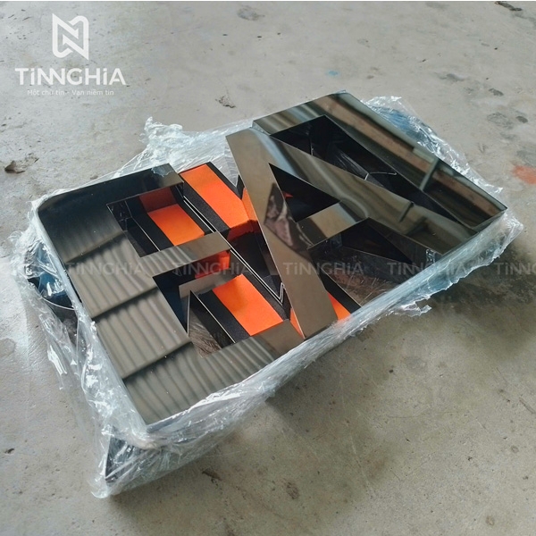 LÀM BẢNG HIỆU INOX BÌNH DƯƠNG