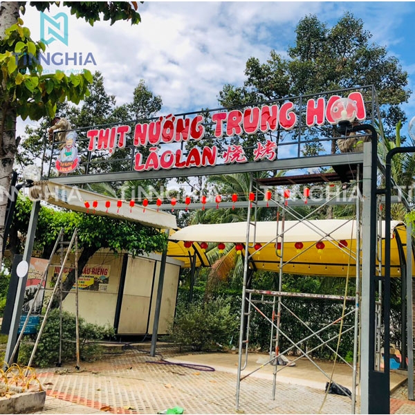 LÀM BẢNG HIỆU MICA BẾN CÁT | BIỂN HIỆU CHỮ NỔI MICA BÌNH DƯƠNG