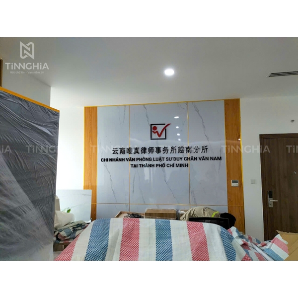 LÀM BIỂN HIỆU MICA BÌNH DƯƠNG