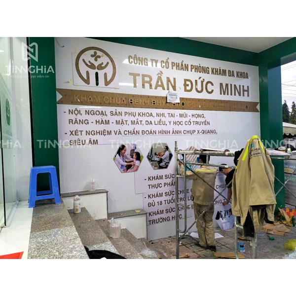 LÀM BẢNG HIỆU MICA BÌNH DƯƠNG