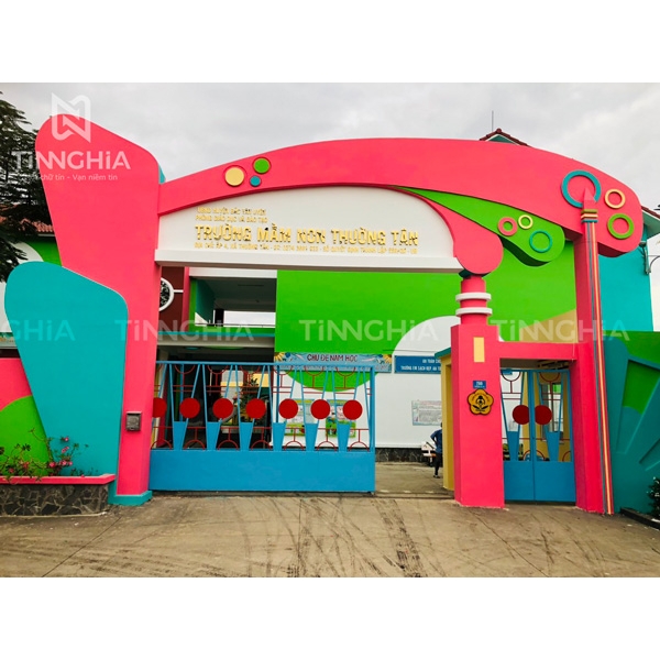 LÀM BẢNG HIỆU TRƯỜNG HỌC BÌNH DƯƠNG