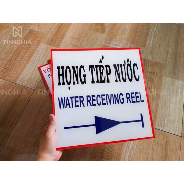 LÀM BIỂN MICA THỦ DẦU MỘT