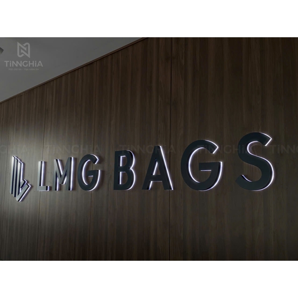 LÀM CHỮ NỔI LED SÁNG CHÂN MICA CHÁO