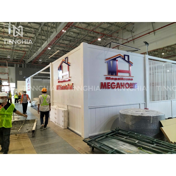 LÀM CHỮ MICA ĐÈN LED BẾN CÁT