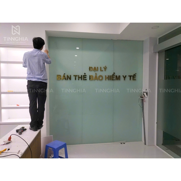 LÀM CHỮ NỔI INOX DĨ AN