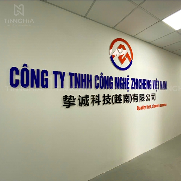 LÀM CHỮ TÊN CÔNG TY GẮN TƯỜNG Ở BÌNH DƯƠNG | Mica Inox, Chữ LED
