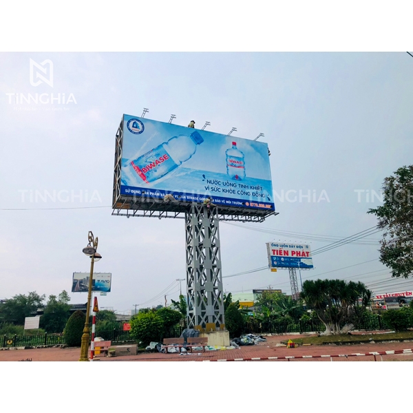 LÀM PANO QUẢNG CÁO DĨ AN