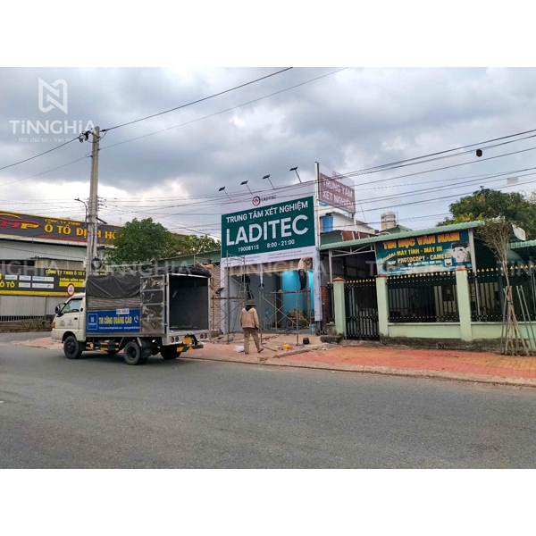 THIẾT KẾ BẢNG HIỆU CÔNG TY BẾN CÁT